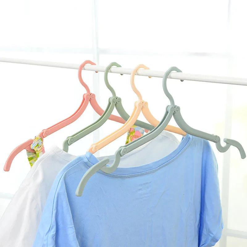 Foldable Clothes Hangers