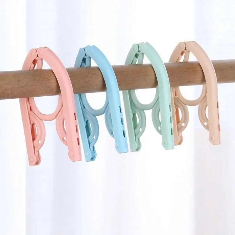 Foldable Clothes Hangers