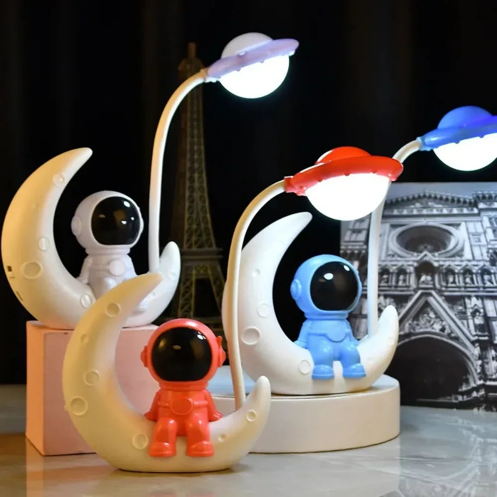 Moon Astronaut Nightlight